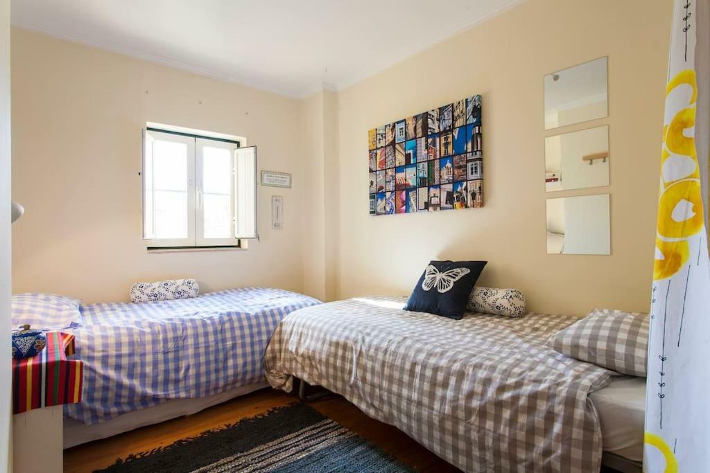 Appartamento Charm&great location! Duplex. Auto check-in Lisbona Esterno foto