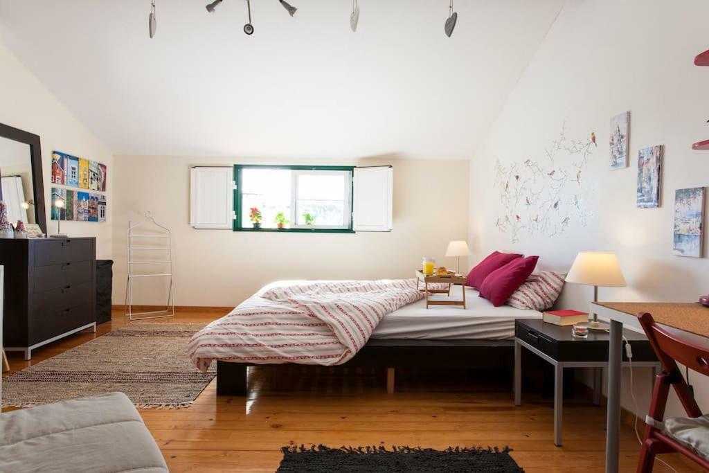 Appartamento Charm&great location! Duplex. Auto check-in Lisbona Esterno foto
